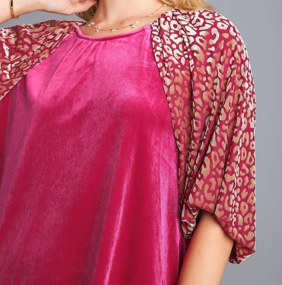 Umgee Leopard Velvet Sheer Balloon Half Sleeve Shirt Split Top High-Low Blouse - Picture 7 of 15